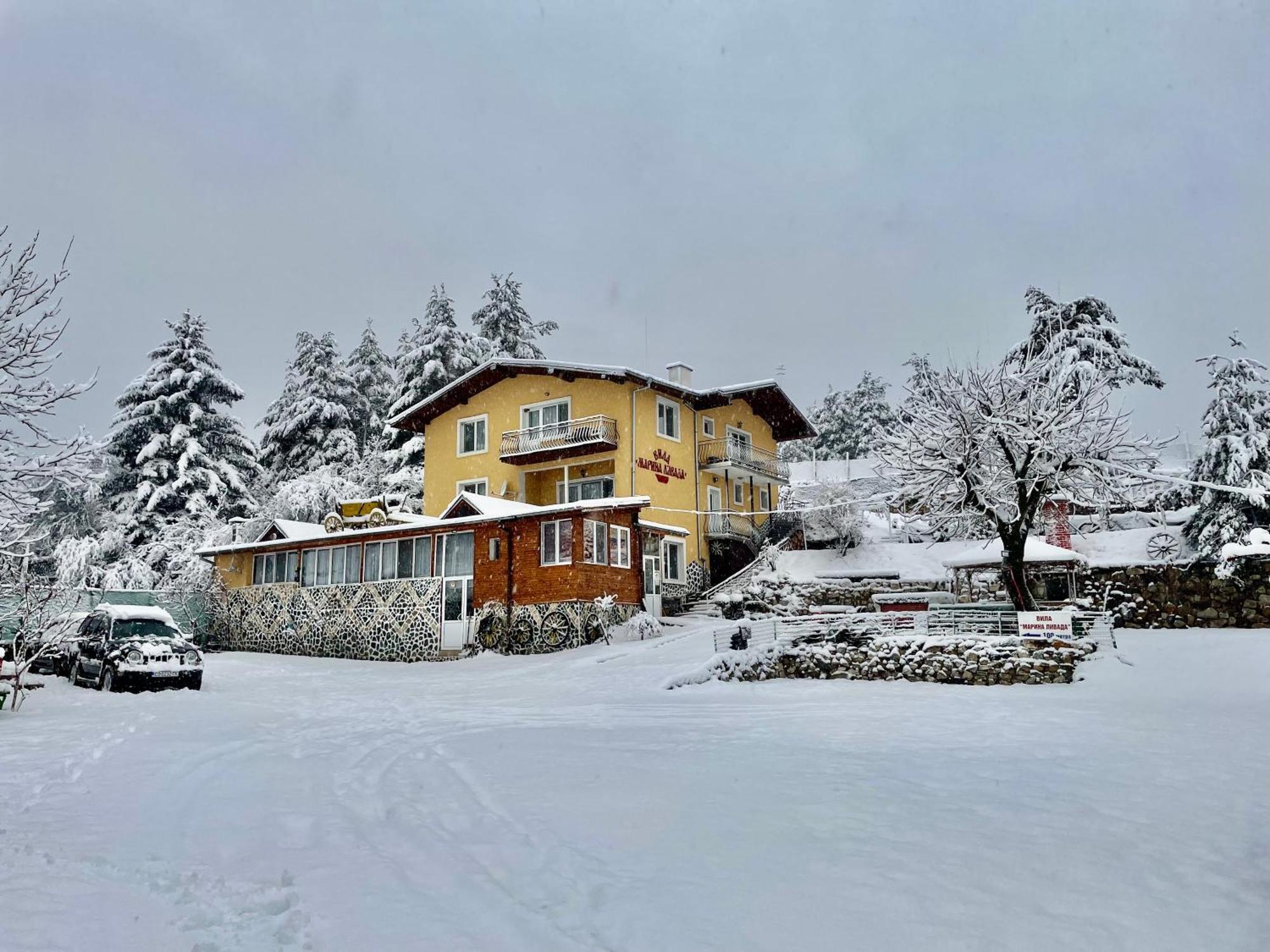 Къща За Гости "Марина Ливада" Velingrad Bagian luar foto