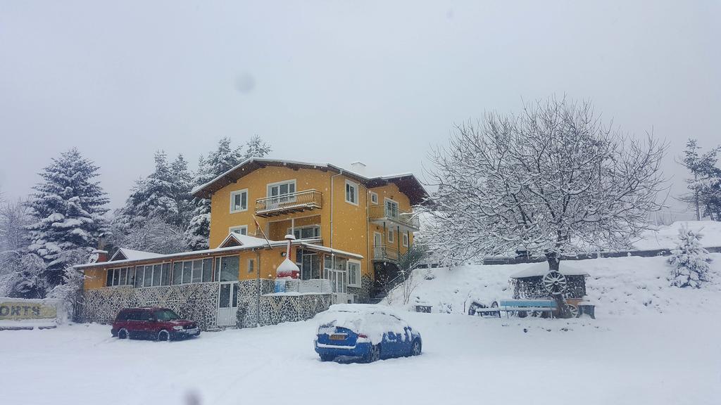 Къща За Гости "Марина Ливада" Velingrad Bagian luar foto
